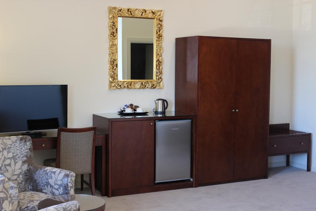 Quality Hotel Regent Рокхемптън Екстериор снимка