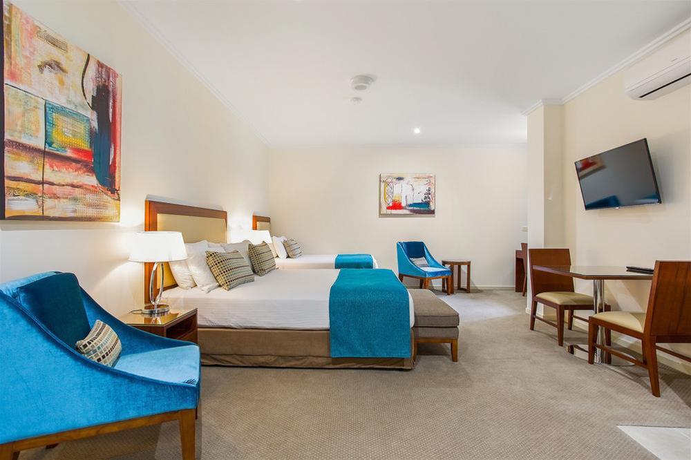 Quality Hotel Regent Рокхемптън Екстериор снимка