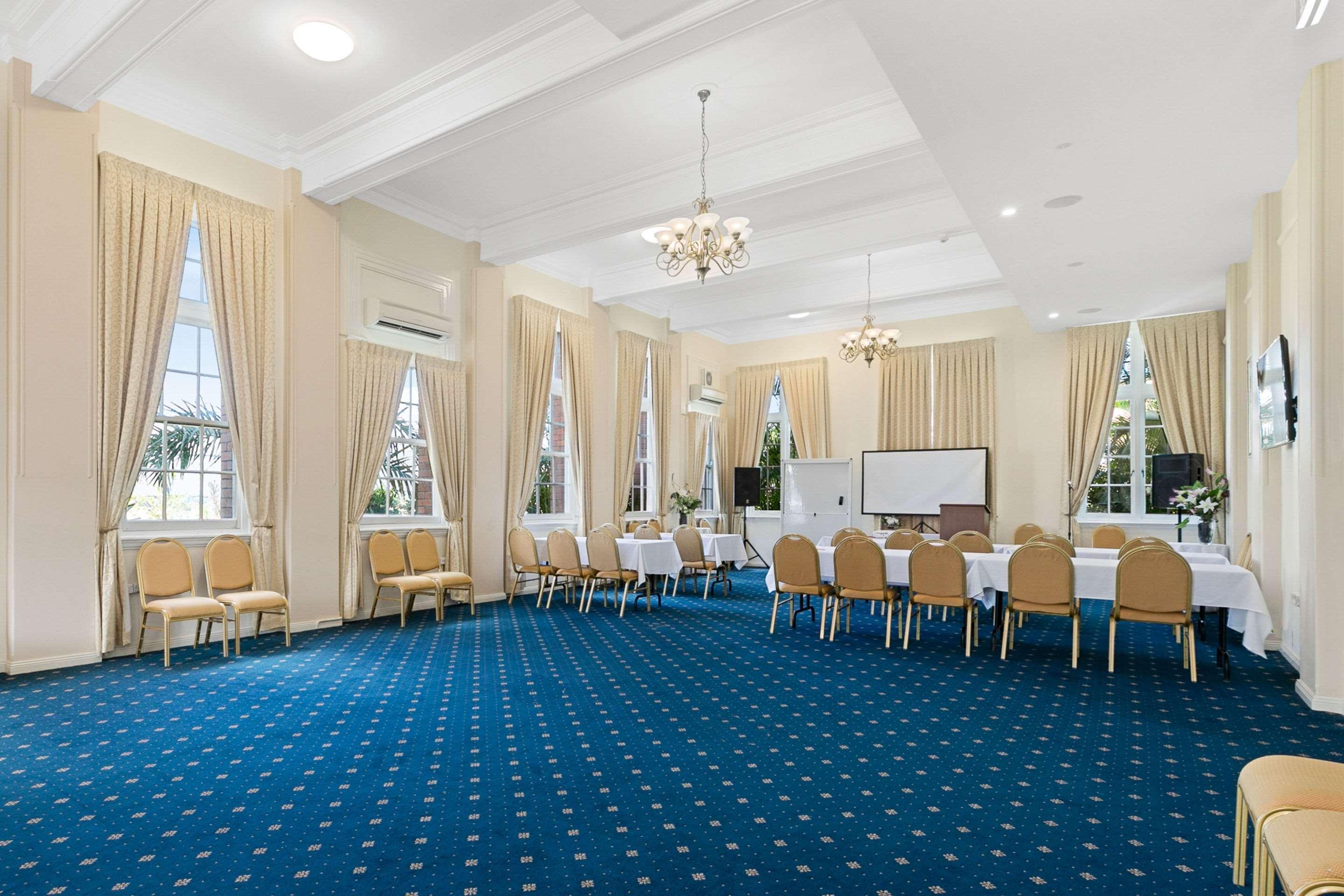 Quality Hotel Regent Рокхемптън Екстериор снимка